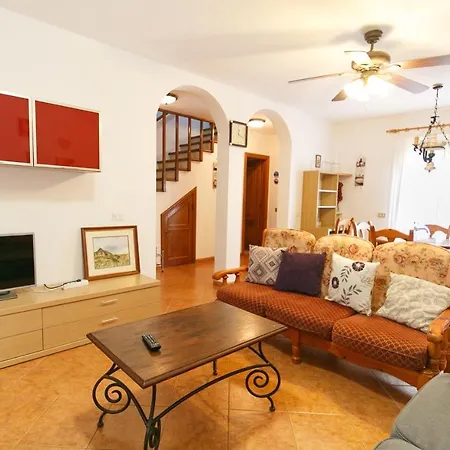 Bungalow Cabezo בית נופש אל מדאנו